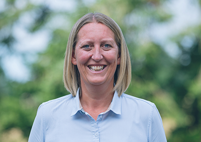 Portrait photo of executive director Stephanie Jones